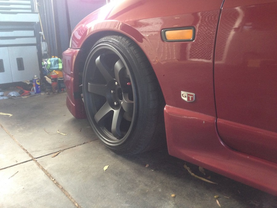 Nissan Skyline R33 wheels Rota Grid-R 18″ 10J ET15 215/40 225/40 coupe 