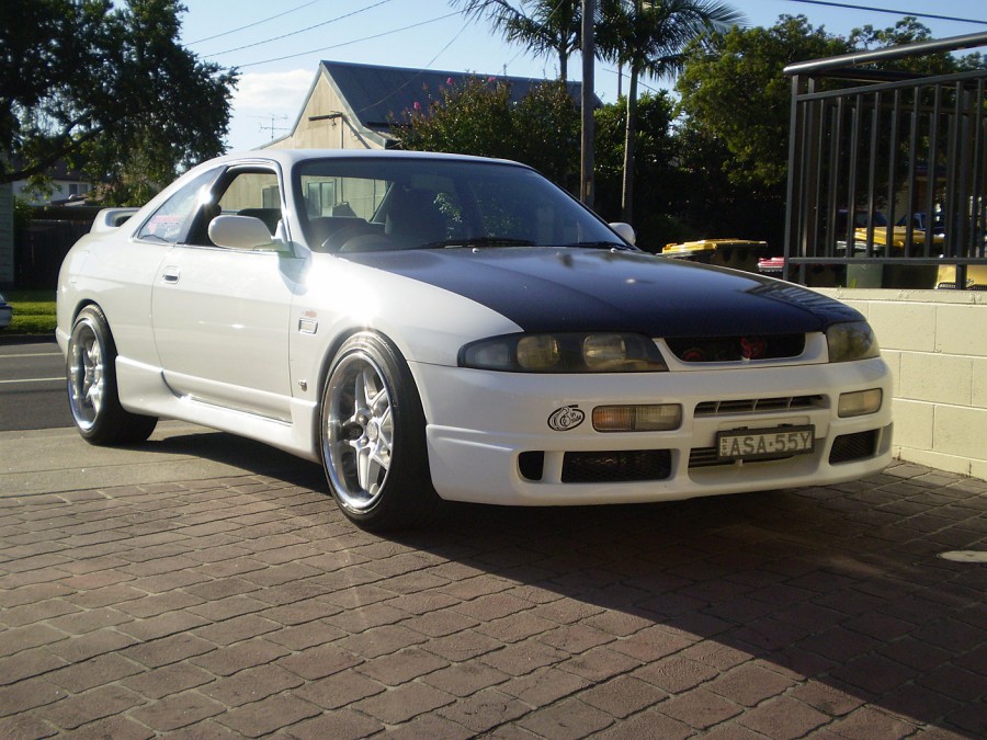 Nissan Skyline R33 wheels Blitz BRW Type 03 18″ 10J ET22 245/40 coupe 