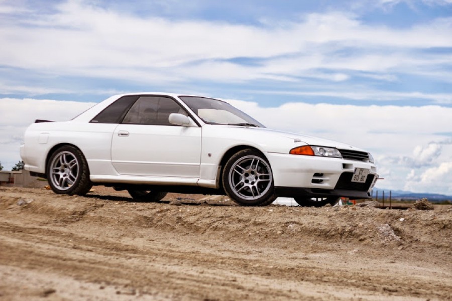 Nissan Skyline R32 wheels OEM Nissan Skyline R33 GTR 17″ 9J ET30 255/40 GTR 