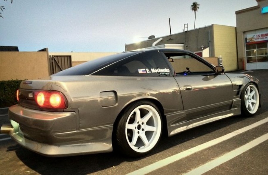 Nissan 180SX/200SX/240SX S13 wheels Varrstoen ES 2 18″ 9.5J ET22 225/40