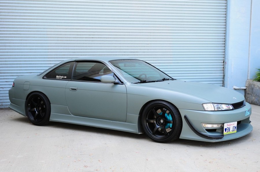 Nissan Silvia S14 wheels Rays Gram Lights 57DR 18″ 9.5J ET12 225/40 10.5J ET22 245/40