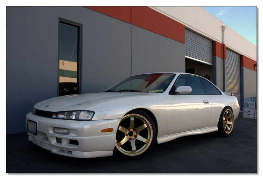 Nissan Silvia S14 wheels Rota Grid 18″ 9.5J ET15 225/40 245/40