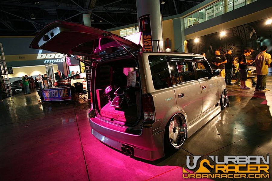 Scion xB wheels Work Euroline DH 18″ 8.5J ET20 205/40 ET12
