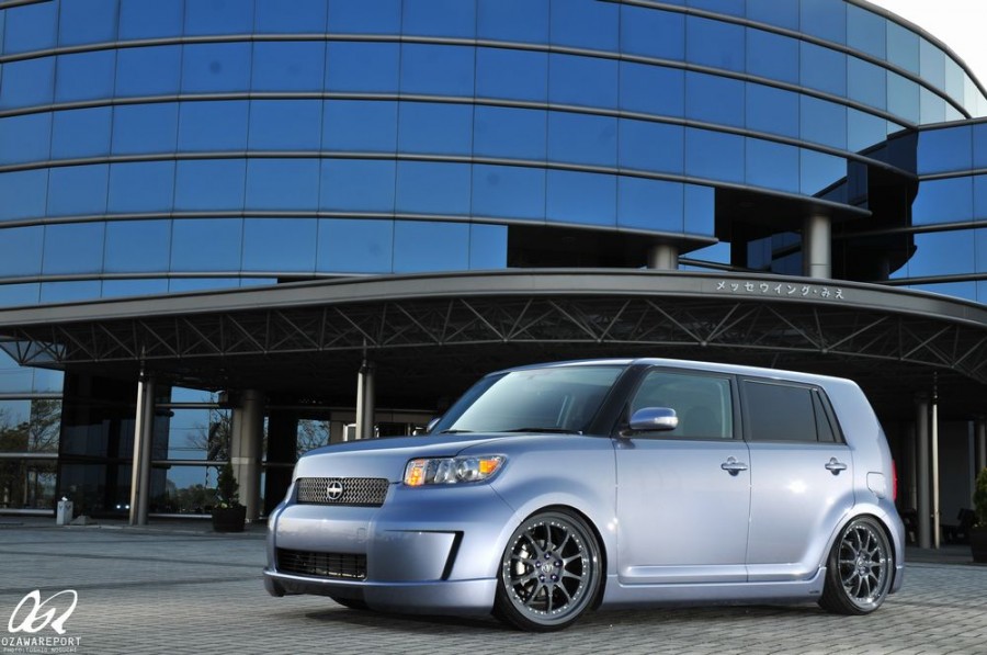 Scion xB wheels Forgestar F10 20″ 8.5J ET45 225/30 9J ET38 235/30
