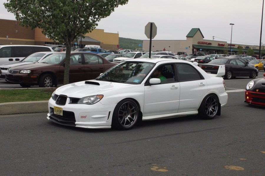 Subaru Impreza wheels Rota Torque 18″ 9.5J ET28 225/40 WRX STI 