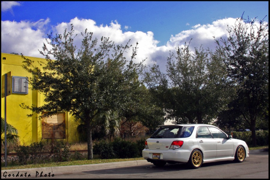 Subaru Impreza wheels Enkei RPF1 17″ 8J ET40 235/40 WRX Wagon 