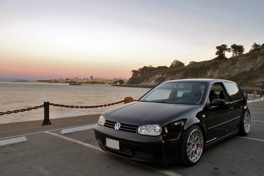 Volkswagen Golf wheels BBS RG-R 18″ 8.5J ET30 225/40 ET19