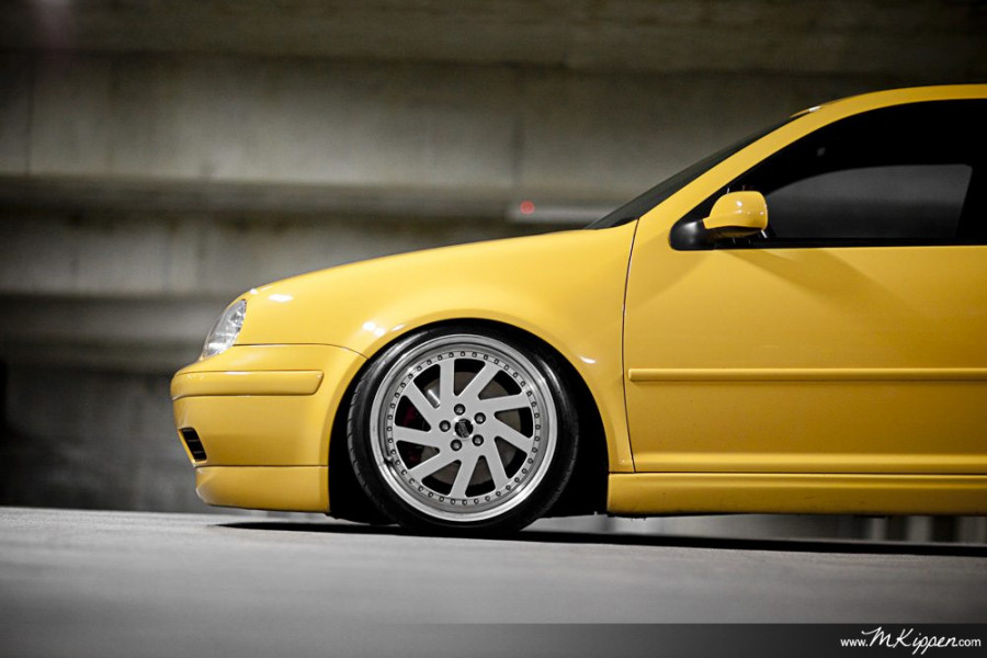 Volkswagen Golf wheels Image Billet 71 18″ 8.5J ET35 215/40 10J ET25 235/40