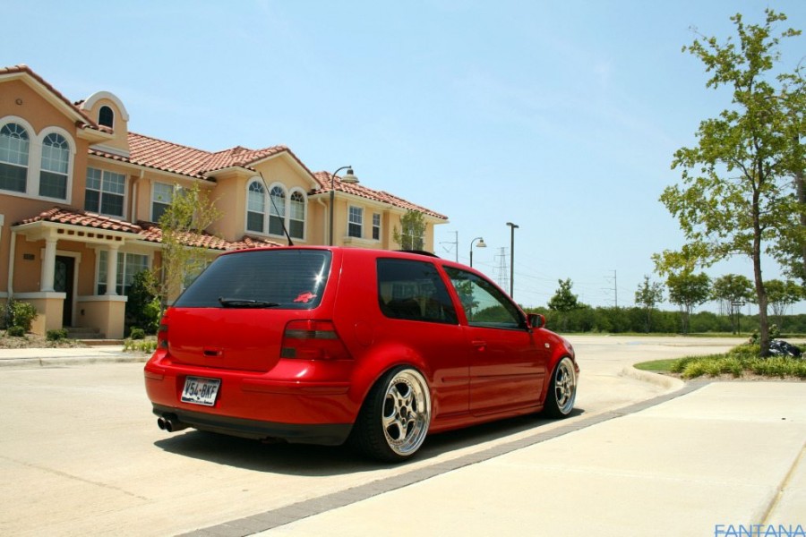 Volkswagen Golf MK4 wheels Kinesis Supercup 18″ 9J ET55 215/35 10J ET45 225/35