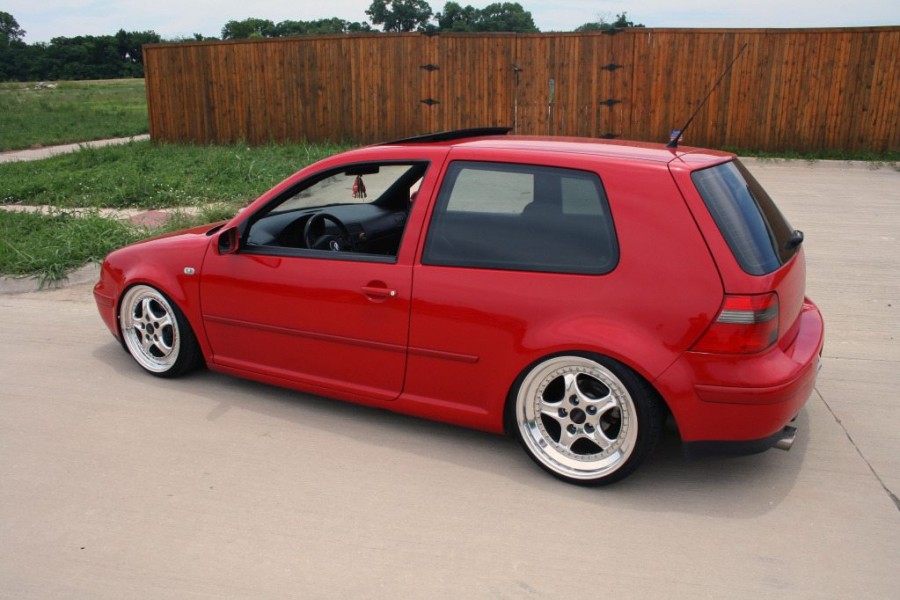 Volkswagen Golf MK4 wheels Kinesis Supercup 18″ 9J ET55 215/35 10J ET45 225/35
