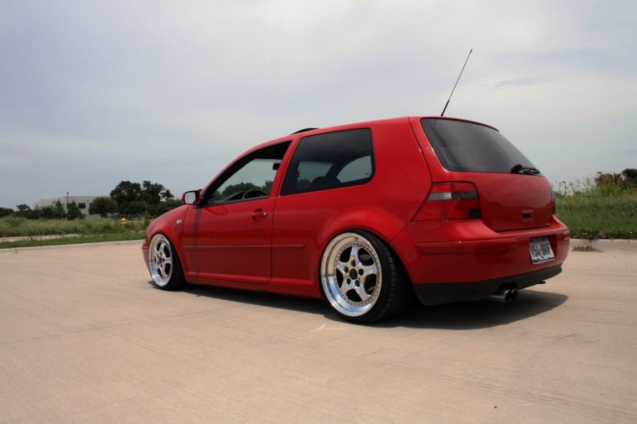 Volkswagen Golf MK4 wheels Kinesis Supercup 18″ 9J ET55 215/35 10J ET45 225/35