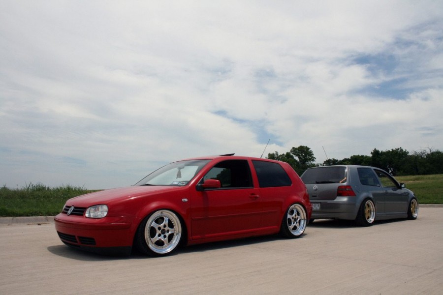 Volkswagen Golf MK4 wheels Kinesis Supercup 18″ 9J ET55 215/35 10J ET45 225/35