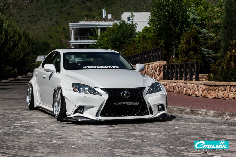 Lexus IS XE20 wheels SSR TF1 19″ 10.5J ET-3 235/35 11.5J ET5 265/30