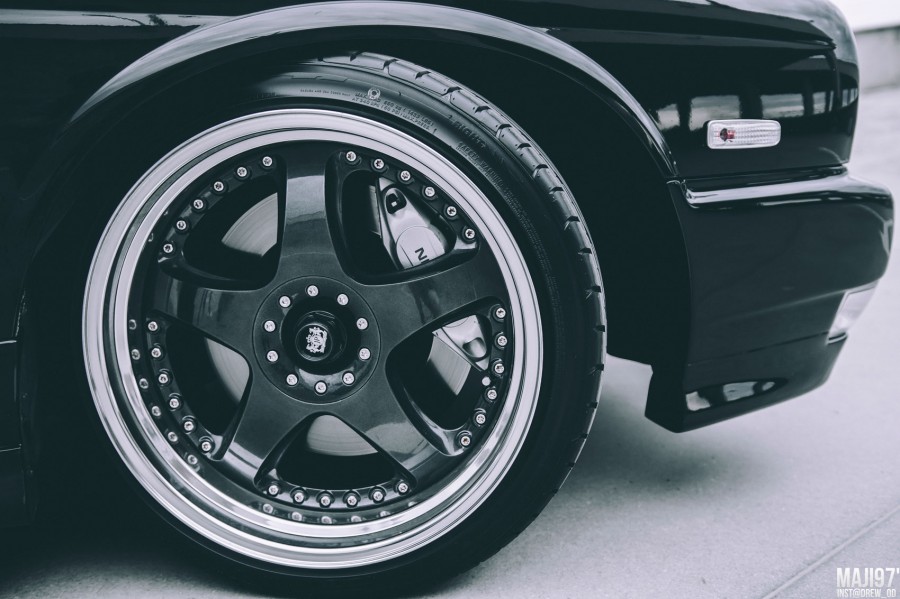 Nissan Cima Y32 wheels Junction Produce Scara 19″ 255/35 VIP Style 