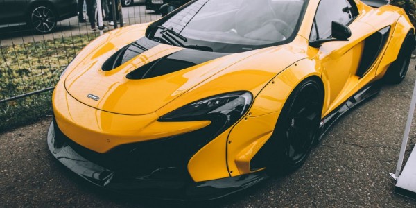 McLaren 650S
