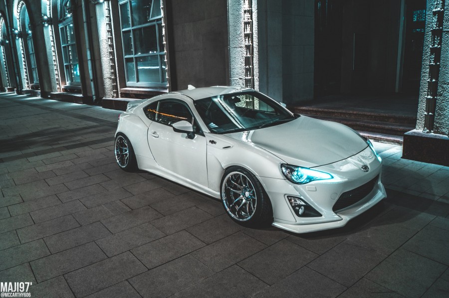 Toyota GT86 wheels Work Emotion CR2P 18″ 10.5J ET-13 255/35 11.5J ET-26 285/30 StanceNation 