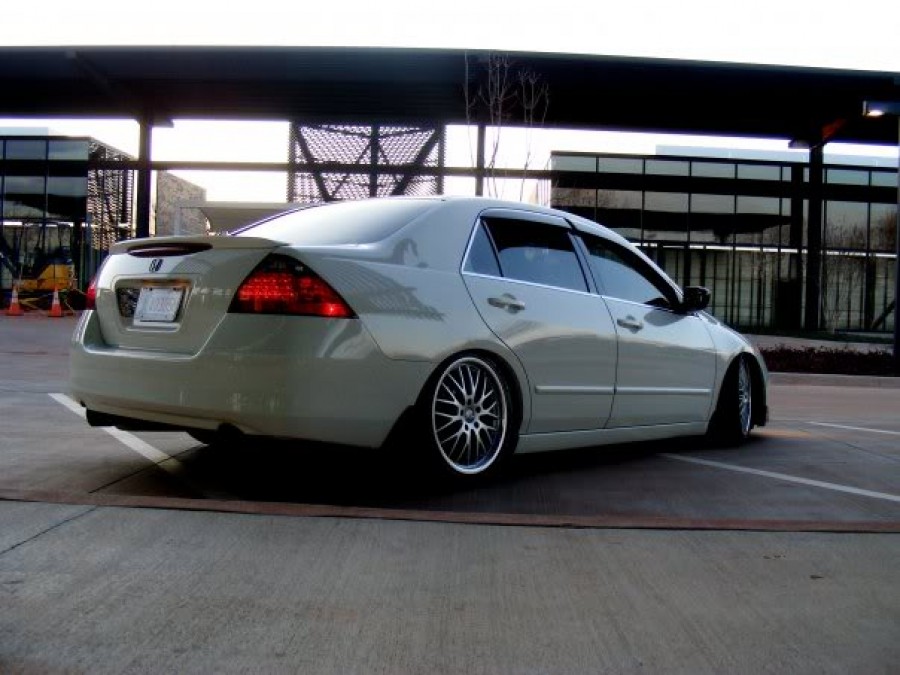 Honda Accord 7 generation wheels TSW Snetterton 18″ 8J