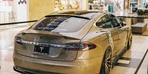 Tesla Model S