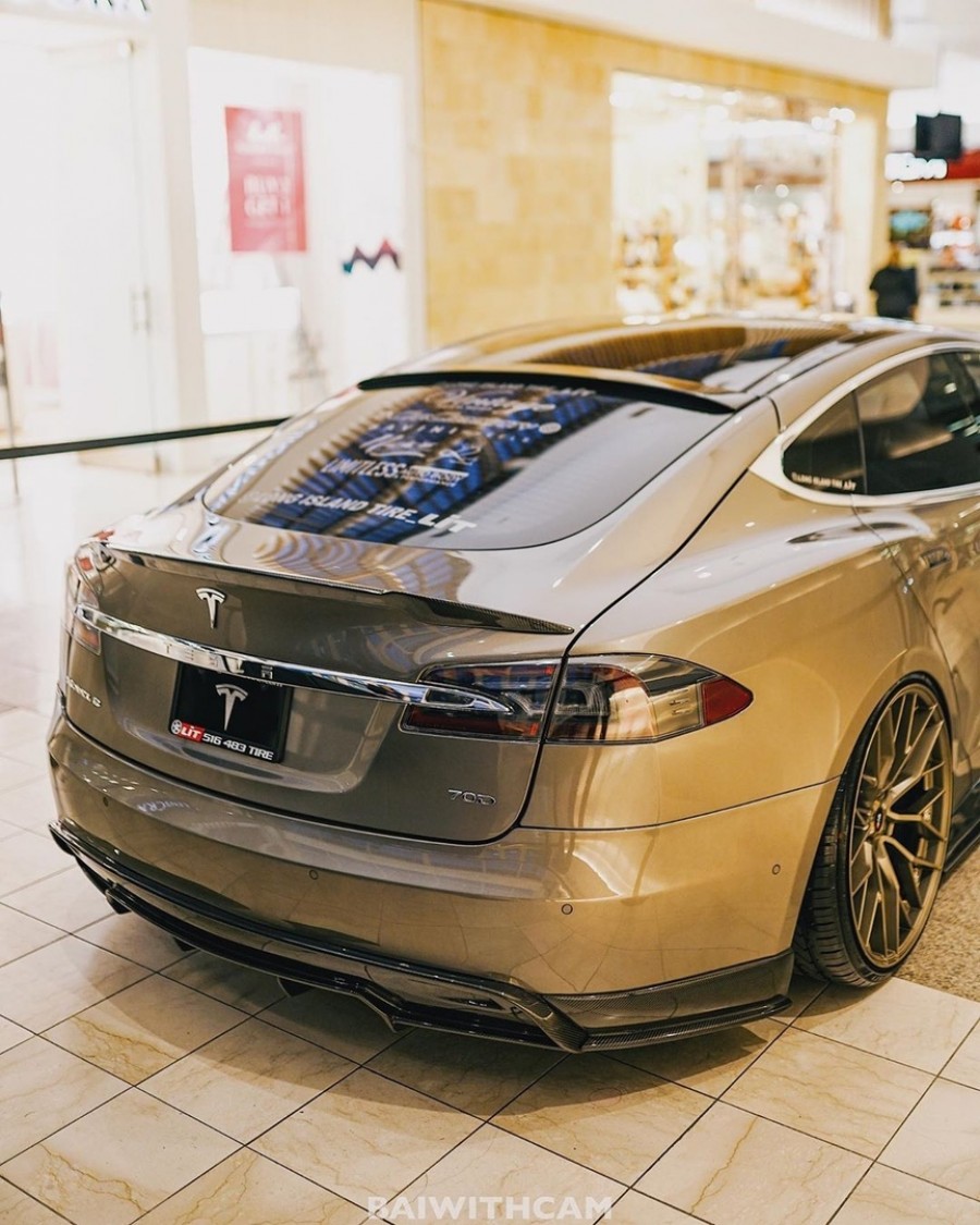 Tesla Model S wheels Savini SV-F 2 20″