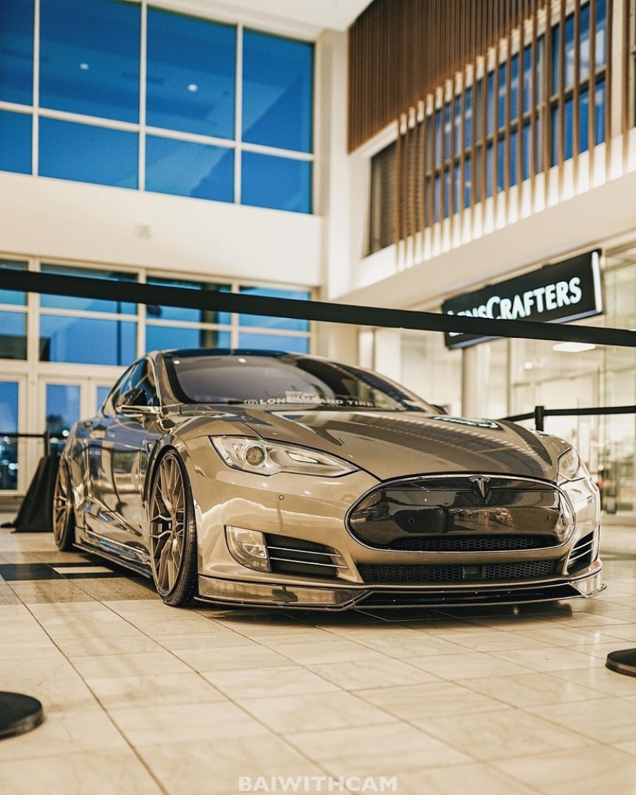 Tesla Model S wheels Savini SV-F 2 20″