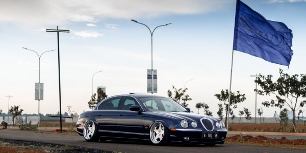 Jaguar S-Type