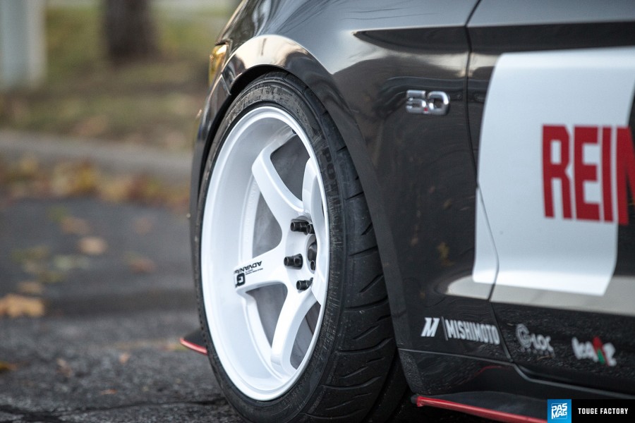 Ford Mustang wheels Advan Yokohama GT 19″ 10.5J ET15 275/30 ET25