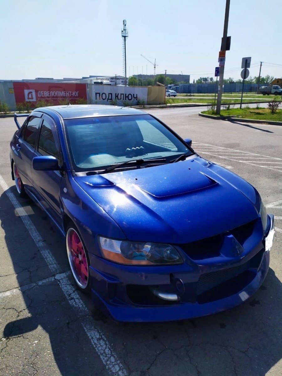 Mitsubishi Lancer Evolution VII wheels Piaa Roza Four 18″