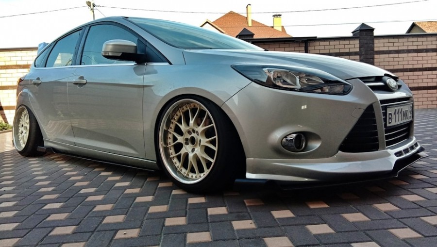 Ford Focus 3 generation wheels Imperi Genesis Mesh 18″ 9.5J ET30 215/40 10J ET35