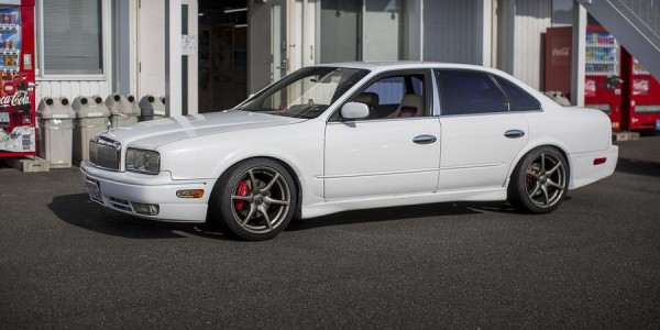 Nissan President