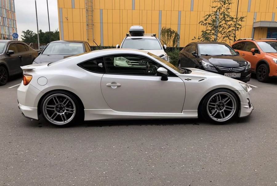 Toyota GT86 wheels AME Tracer TM-02 18″ 10.5J ET22