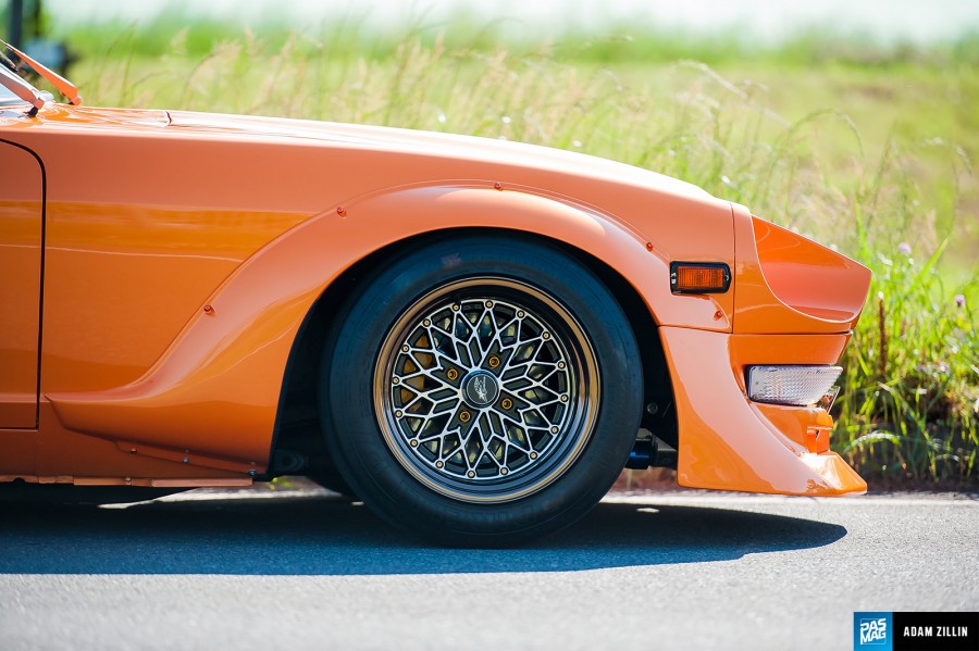 Datsun 280Z wheels Star Road Glow Star 15″ 9J ET-53 235/45 12J ET-50 305/35 S30 Fairlady Z 
