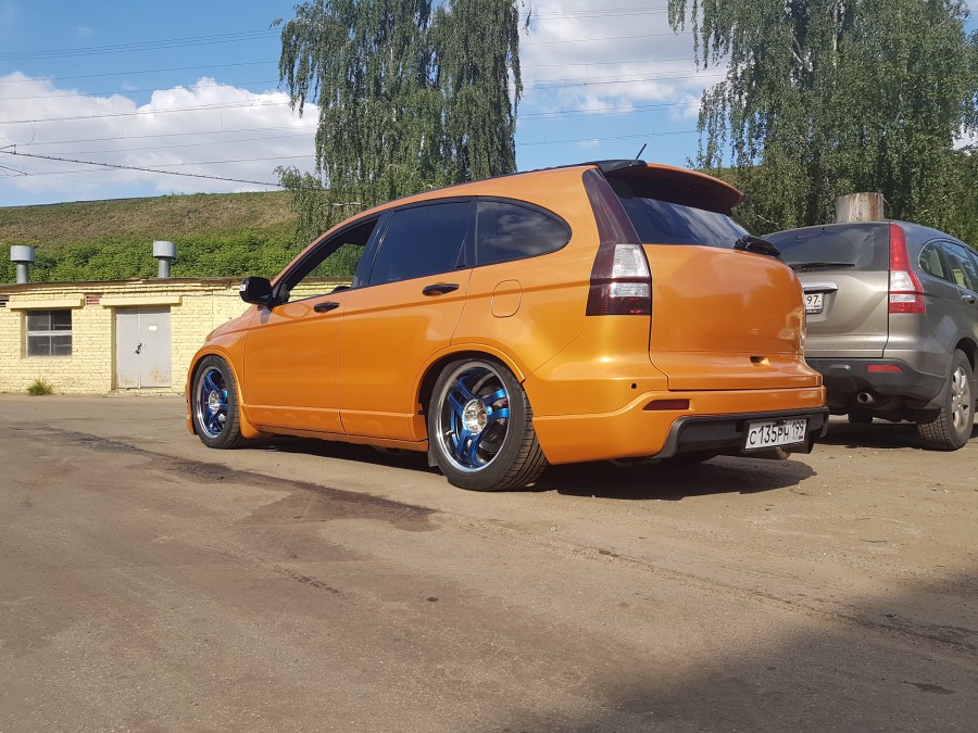 Honda CR-V wheels Advan Yokohama Super Racing 18″ 8J ET38 225/50 9J ET45 245/45