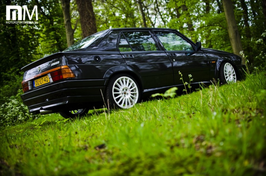 Alfa Romeo 75/Milano wheels OZ Racing Supertourismo GT 17″ 8J ET35 205/40 215/40
