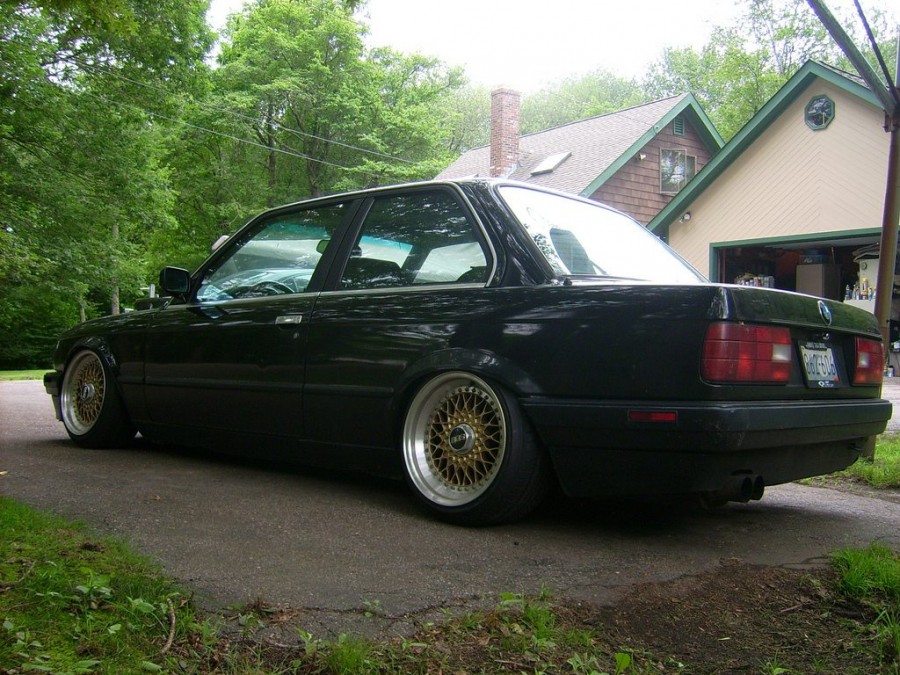 BMW 3 series E30 wheels BBS RS 16″ 9J ET36 205/45 10J 215/40