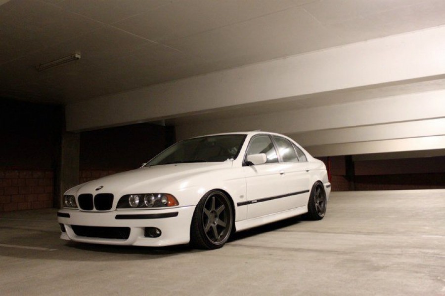 BMW 5 series E39 wheels Varrstoen ES 2.2.2 19″ 9.5J ET21 225/35 10.5J ET20 265/30