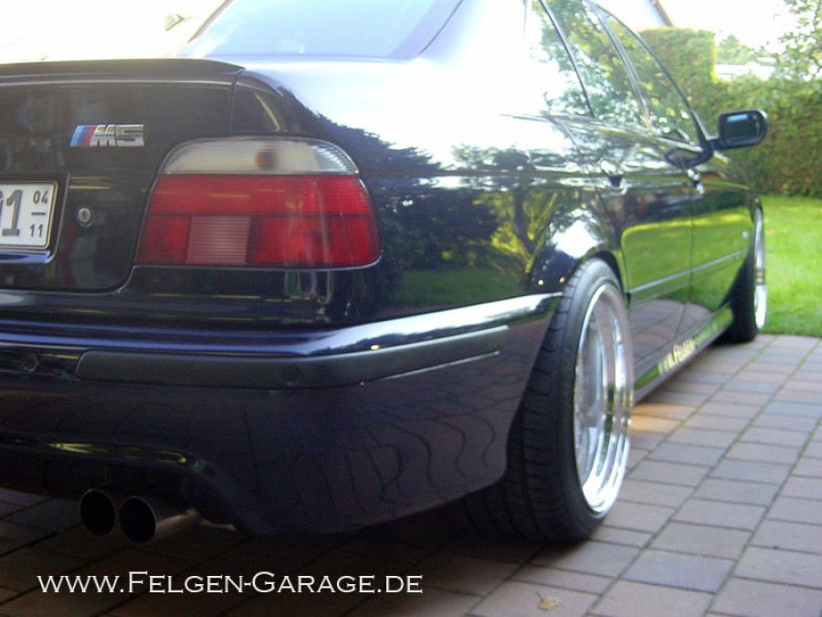 BMW 5 series E39 wheels OZ Racing Mito 18″ 10J ET9 245/40 12J 285/35 M5 