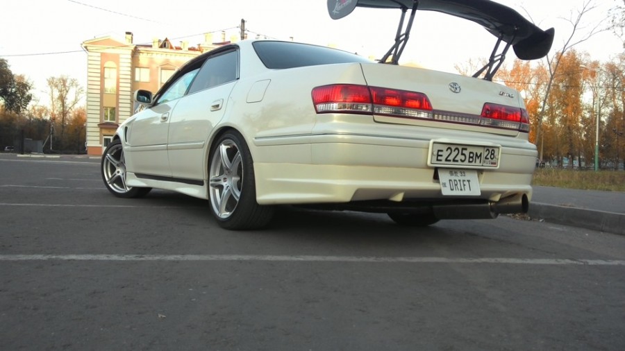 Toyota Mark II 100 wheels SSR Integral GT1 18″