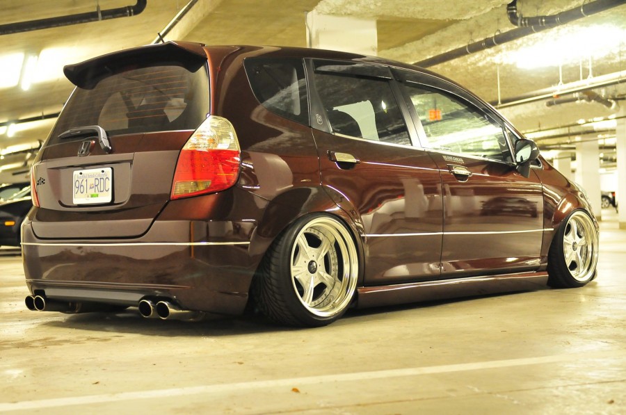 Honda Fit 1 generation wheels Super Star 16″ 8J ET11 195/40 9.5J ET5 215/35