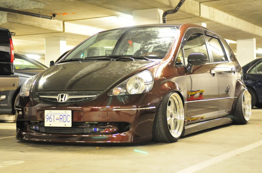 Honda Fit 1 generation wheels Super Star 16″ 8J ET11 195/40 9.5J ET5 215/35