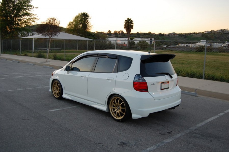 Honda Fit 2 generation wheels Rays Volk Racing CE28N 17″ 7.5J ET43 205/40