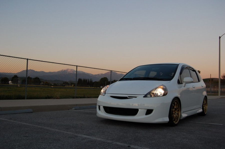 Honda Fit 2 generation wheels Rays Volk Racing CE28N 17″ 7.5J ET43 205/40