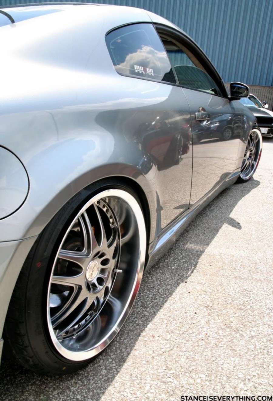 Infiniti G35 Coupe wheels Axis Matrix 20″ 9J ET-3 225/35 10.5J ET5 255/35
