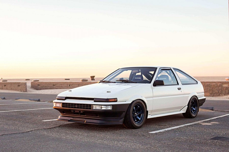 Toyota Corolla Levin AE85/AE86 wheels Rays Volk Racing TE37 14″ 7J 205/55