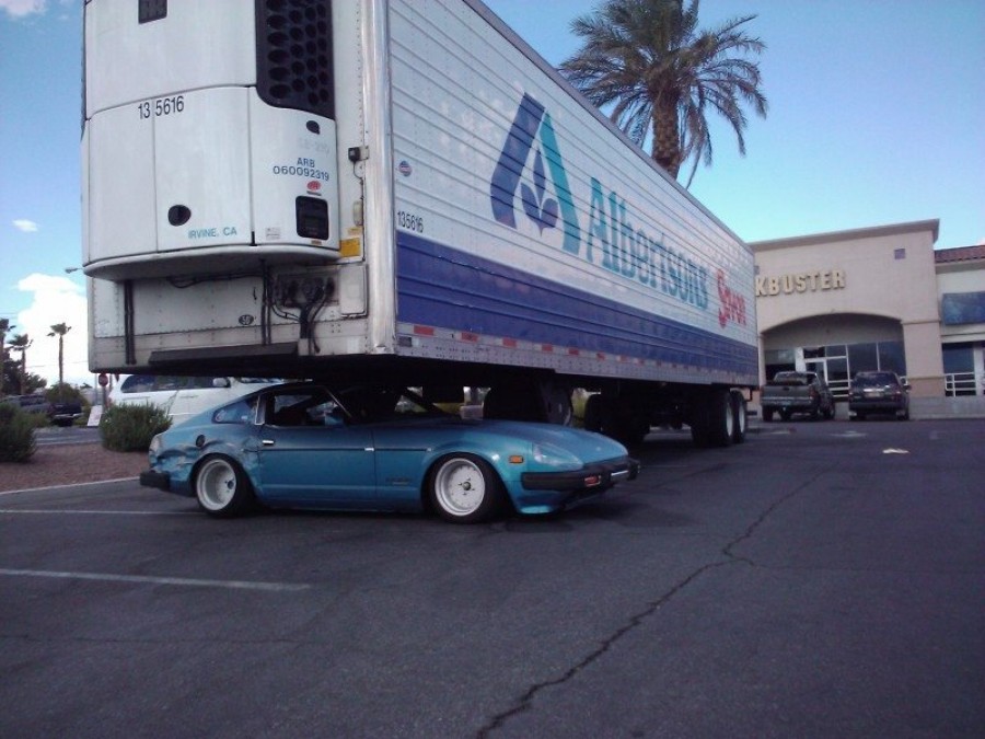 Datsun 280ZX wheels Chassis Engineering  15″ 8J ET-12 205/50 10J ET-50