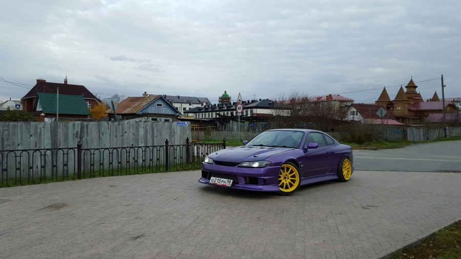 Nissan Silvia S15 wheels Work Emotion 11R 18″ 9.5J ET12