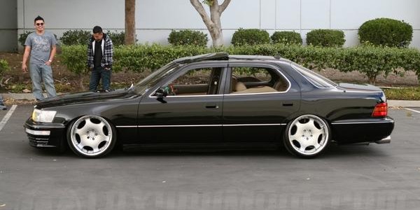 Lexus LS