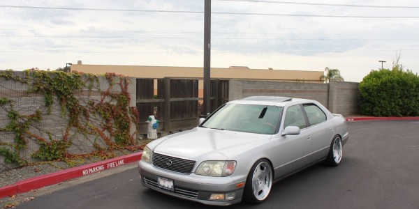 Lexus LS