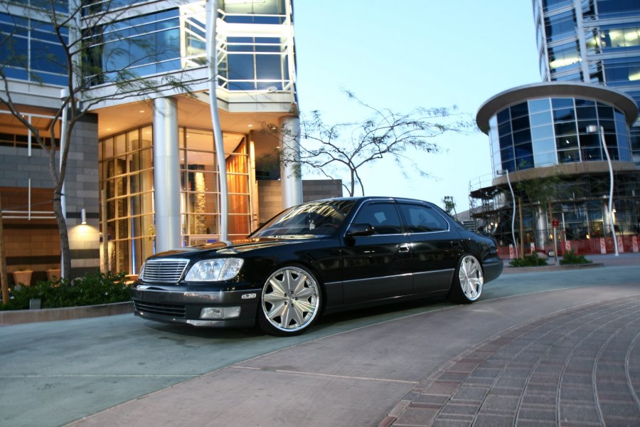 Lexus LS LS 400, XF20 wheels Work Varianza D3S 20″ 9J ET38 235/30 10J ET45 245/30