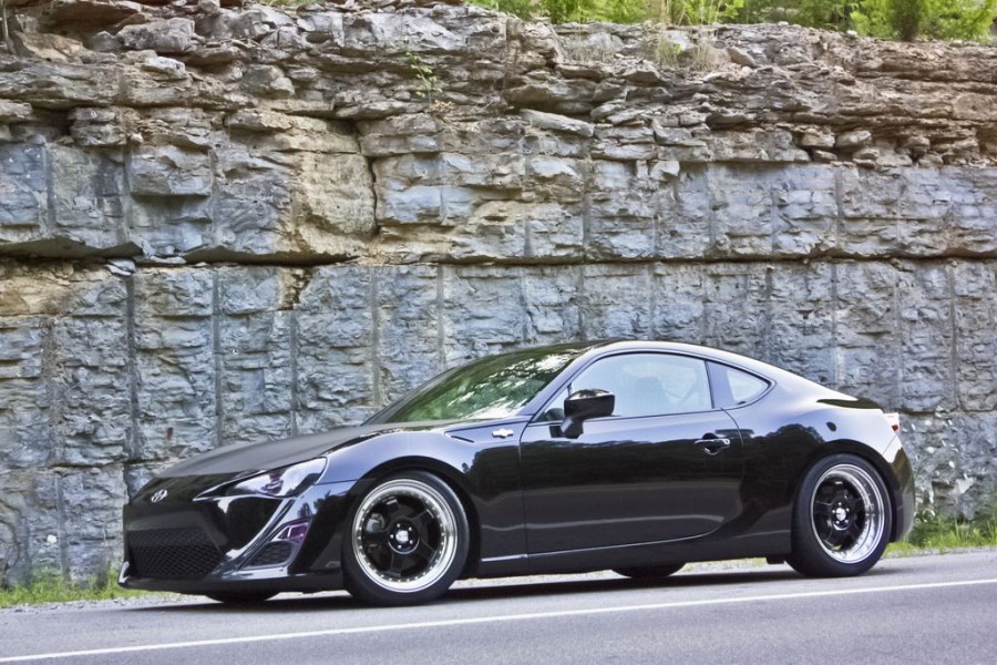 Toyota GT86 wheels Konig Wheels SSM 18″