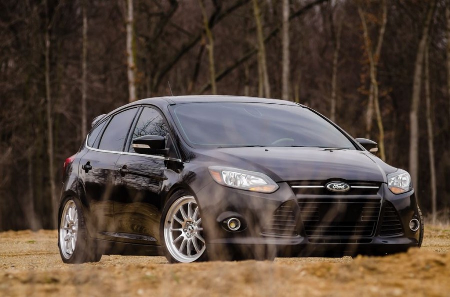 Ford Focus 3 generation wheels Konig Wheels Tweak’d 17″ 8J